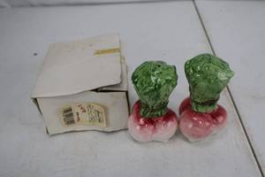 lot 476 image: Radish Salt & Pepper Shakers - Ceramic Green Tops Pink-White Roots