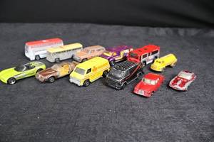 lot 500 image: Die-Cast Toy Vehicles - Assorted Vintage Miniatures