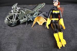 lot 31 image: Batman Action Figure & Military Motorcycle Toy