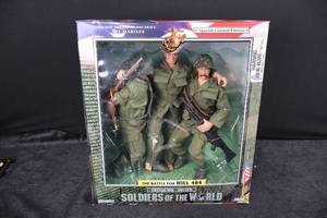 lot 55 image: G.I. Joe Soldiers of the World - The Battle for Hill 484 Special Limited Edition