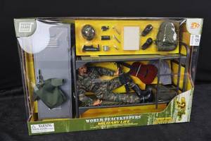 lot 56 image: Power Team Elite World Peacekeepers 12-Inch Military Life Figure