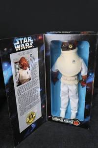 lot 80 image: Star Wars Admiral Ackbar Collector Series Figure