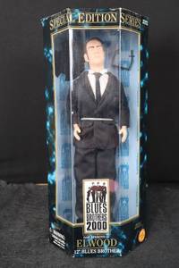 lot 86 image: Blues Brothers 2000 Elwood Blues 12-Inch Action Figure - Special Edition Series
