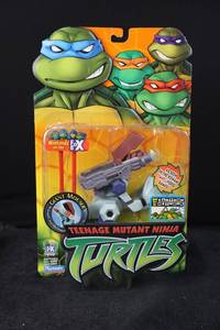 lot 130 image: Playmates TMNT Giant Mouser Action Figure