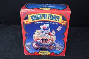 lot 140 image: Enesco Circus Wagon - Lighted Action Musical