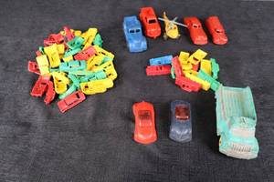 lot 142 image: Teal Bus with Yellow Wheels - Multicolor Toy Car Lot