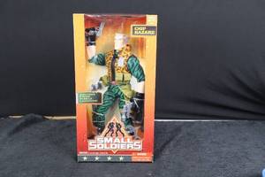 lot 155 image: Small Soldiers Chip Hazard Action Figure With Micro Launcher