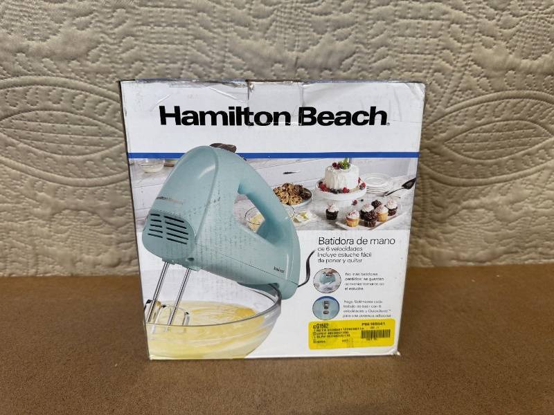 lot 106 image: Hamilton Beach 6-Speed Hand Mixer with Snap-On Case