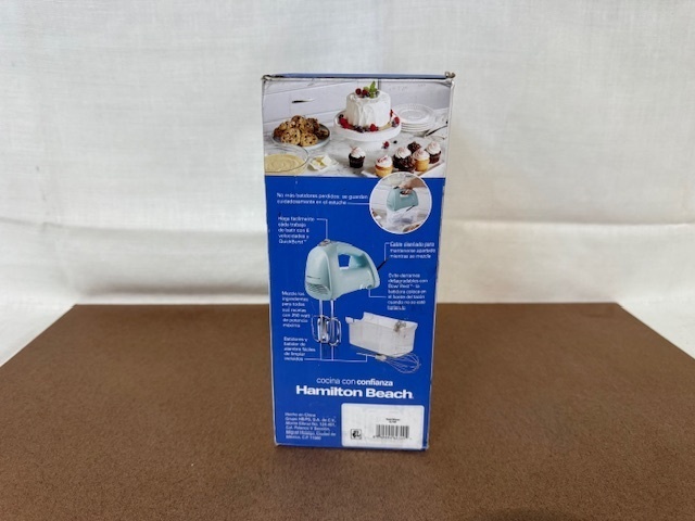 lot 240 image: Hamilton Beach Hand Mixer with Beaters in Box