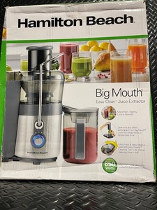 lot 51 image: Hamilton Beach Big Mouth Easy Clean Juice Extractor
