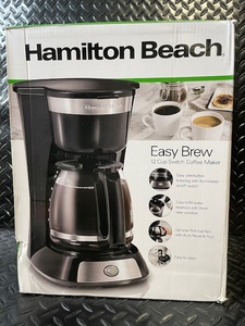 lot 129 image: Hamilton Beach Easy Brew 12-Cup Switch Coffee Maker