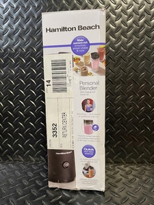 lot 182 image: Hamilton Beach Personal Blender 14-oz Jar with Travel Lid