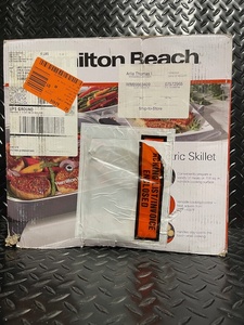 lot 233 image: Hamilton Beach 11-Inch Nonstick Electric Skillet 38532G
