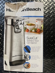 lot 294 image: Hamilton Beach - SureCut Can Opener  1.7L Electric Kettle