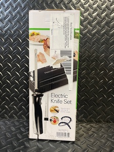 lot 348 image: Hamilton Beach Electric Knife Set with Storage Case