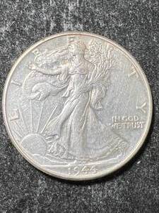 lot 22 image: 1944 US WALKING LIBERTY HALF DOLLAR