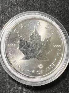 lot 50 image: 2022 CANADIAN MAPLE LEAF 1 TROY OZ .9999 FINE SILVER IN AIRTITE