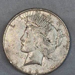 lot 13 image: 1922 Peace Dollar $1