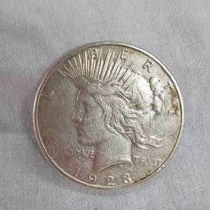 lot 15 image: 1923S Peace Dollar $1-Very Clean
