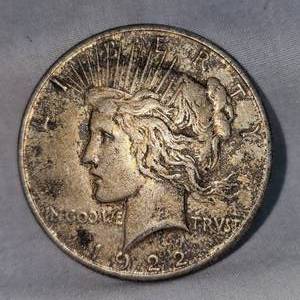 lot 20 image: 1922S Peace Dollar $1