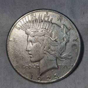 lot 79 image: 1923S Peace Dollar $1