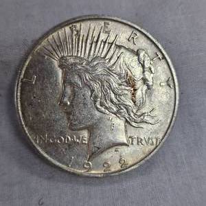 lot 93 image: 1922D Peace Dollar $1-Very Nice