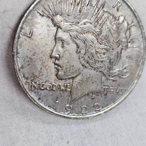 1922 Peace Dollar $1-Beautiful Rose/Gold/Green Toning