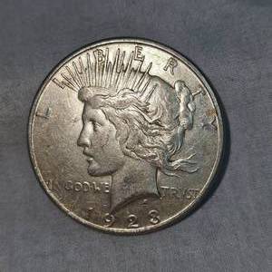 lot 109 image: 1922S Peace Dollar $1-Very Nice