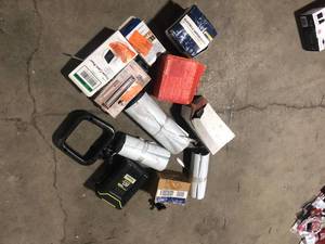 lot 35 image: Lot of Assorted General Merchandise Various Models and Conditions Customer Returns See Pictures