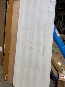 lot 136 image: Lot of 3 JELD-WEN 30 in. x 80 in. No Panel Unfinished Flush Hardwood Interior Door Slab some have damage customer return see pictures