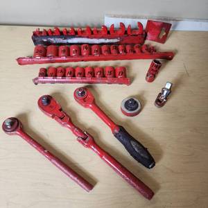 lot 46 image: Socket and Ratchet Set with Accessories