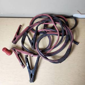 lot 79 image: Jumper Cables