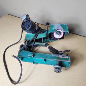 lot 91 image: Foley Manufacturing Co. Model 307 Chain Saw Sharpener  Grinder