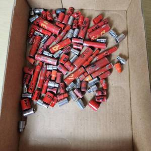 lot 93 image: Flat of a Variety of 14 Sockets