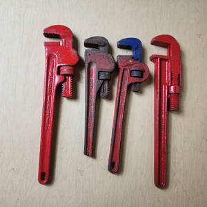 lot 96 image: Lot of 4 Pipe Wrenches Including RIDGID and Drop Forged