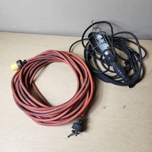 lot 144 image: Extension Cord (needs end) and Work Light