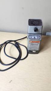 lot 194 image: Black & Decker 7900 Drill Bit Sharpener 120V Tool