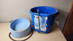 lot 243 image: Feed Bucket and Heated Pet Bowl