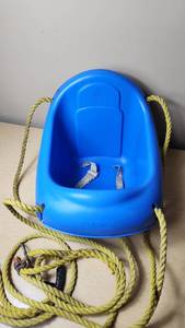 lot 265 image: Playstar Blue Toddler Swing with Ropes and Safety Straps