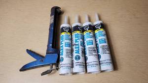 lot 284 image: DAP Alex Plus Acrylic Latex Caulk with Silicone and Caulking Gun