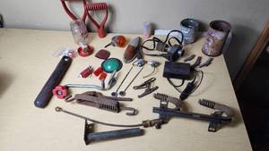 lot 358 image: Assorted Vintage and Mechanical Items including Automotive Lights, Recoton CD324 Adapter, and Tools