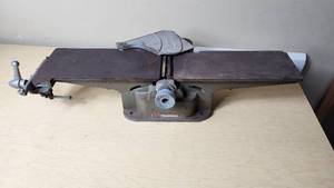 lot 360 image: Rockwell Homecraft 4 Precision Jointer