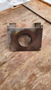 lot 416 image: Selkirk Canada Corporation Chimney Bracket JSC6AWS