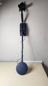 lot 473 image: Bounty Hunter Tracker I-D505 Metal Detector