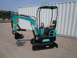 lot 141 image: CFG QH12R 1ton Excavator