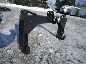 lot 297 image: Wolverine 3 Point Quick Tach