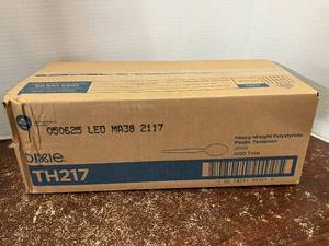 lot 148 image: Dixie Heavyweight Plastic Spoons