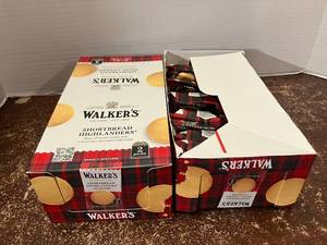 lot 55 image: Walkers Shortbread Highlanders