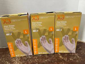 lot 47 image: Large Vinyl Gloves