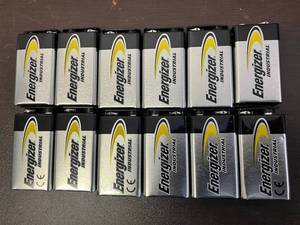 lot 142 image: Energizer Industrial 9-Volt Batteries